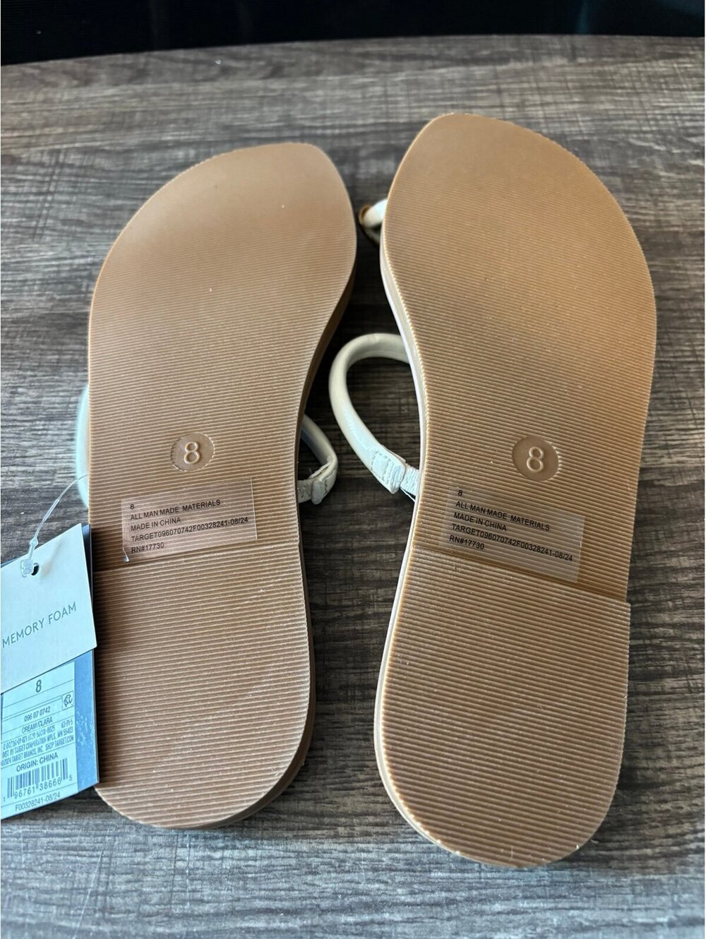 Universal Thread Sandals - Picture 5 of 5